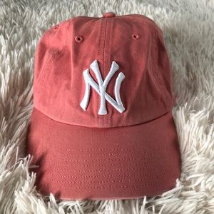 YANKEES adjustable baseball cap